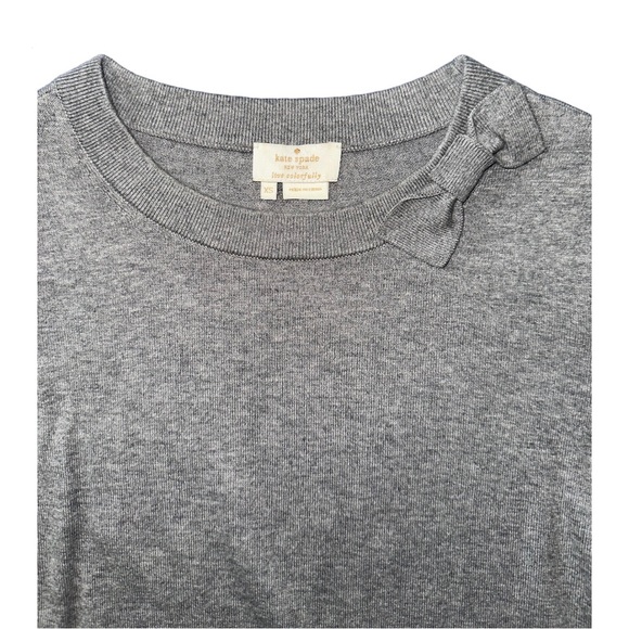 Kate Spade XS Gray Crew Neck Pull Over Sweater with Bow Detail at the Neck 🤍 - Picture 3 of 5